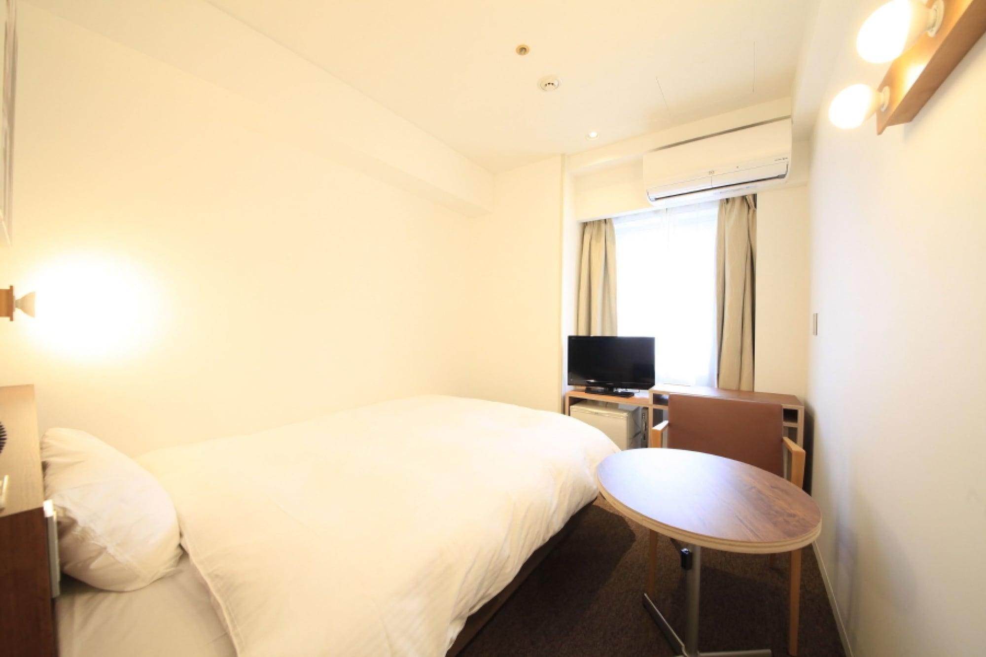 Hotel Plumm Yokohama  Bagian luar foto