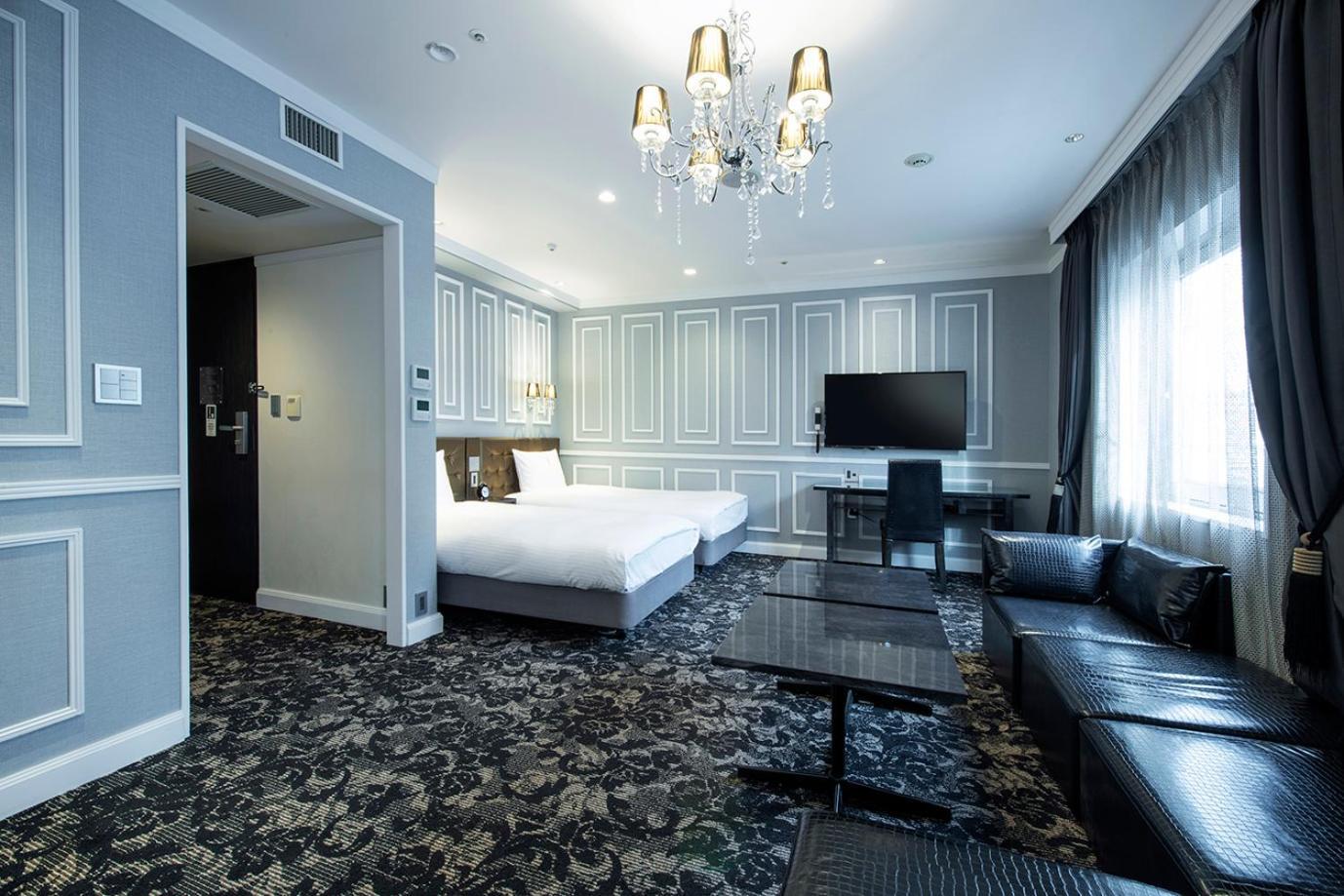 Hotel Plumm Yokohama  Bagian luar foto