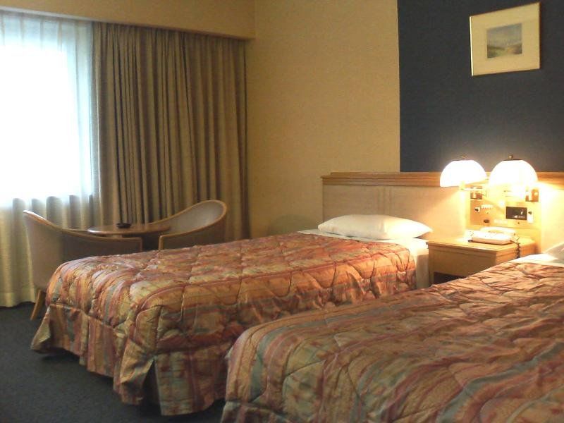 Hotel Plumm Yokohama  Bagian luar foto